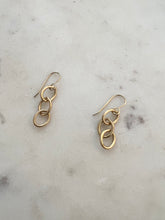 Load image into Gallery viewer, everest earrings
